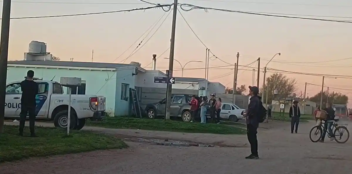 Fueron aprehendidos tres menores de 14 y 17 años y una joven de 19