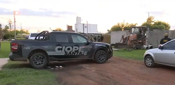 Allanamiento en Roldán.