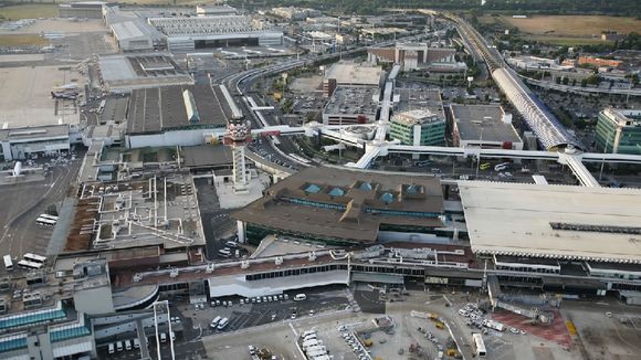 Italia prohíbe vuelos y pasajeros provenientes desde Brasil