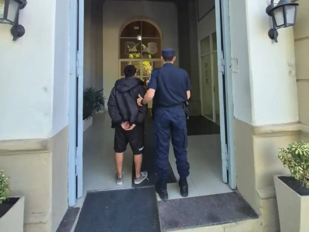 Tenía prisión domiciliaria en La Matanza pero estaba paseando por las calles de Gualeguaychú