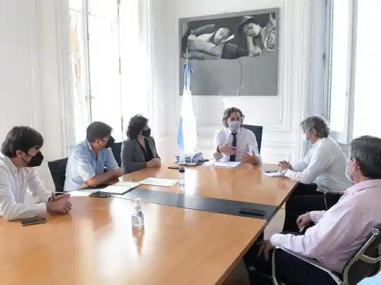 Segunda ola: El Gobierno se reúne con expertos para analizar el avance de la pandemia