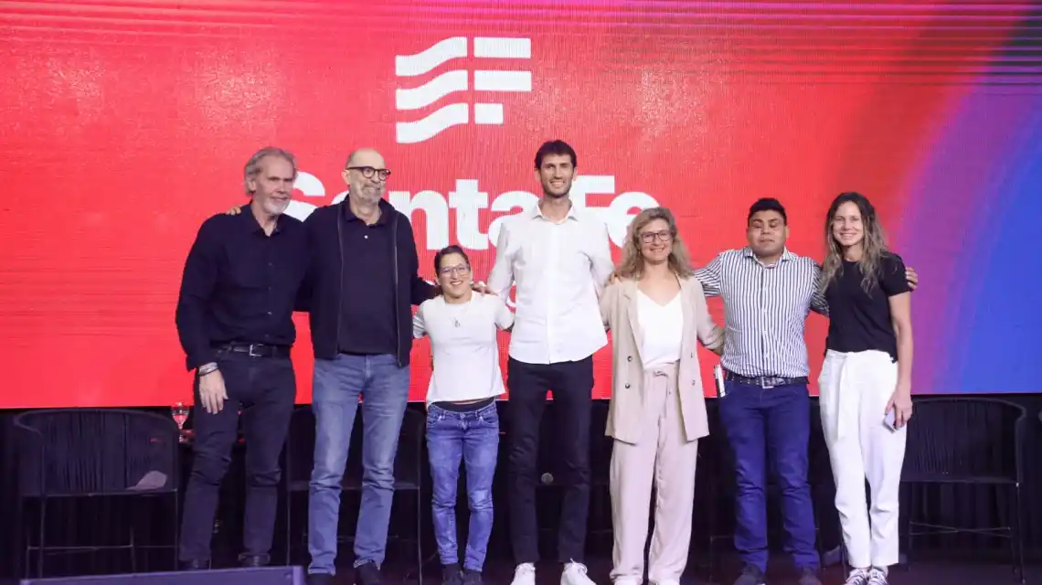 "Que los Juegos Sudamericanos 2026 se realicen en Santa Fe significa volver a poner en agenda al deporte, con todos los beneficios que este tipo de eventos brinda", destacó Chiaraviglio.