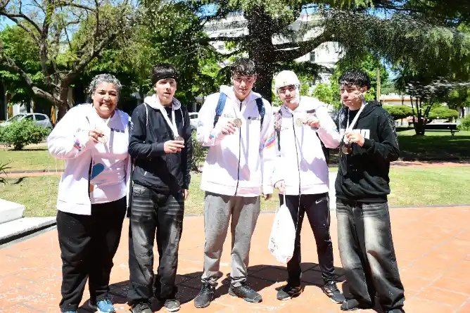 Inolvidable experiencia de la delegación local en las finales de los Juegos Bonaerenses