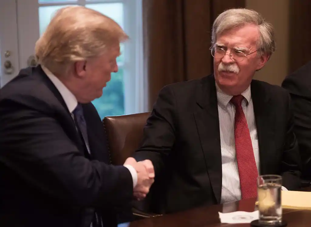 Trump cesanteó a Bolton, su consejero de Seguridad Nacional