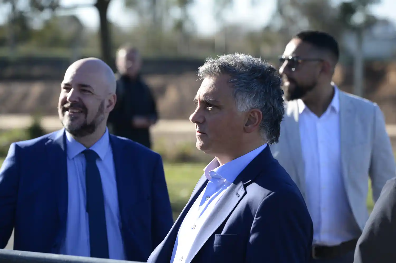 Pareja busca avanzar con el plan libertario para reducir o eliminar tasas municipales en distritos bonaerenses.