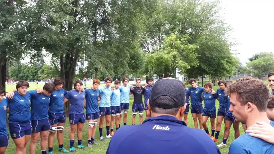 Una victoria y una derrota para el Juvenil del Trébol