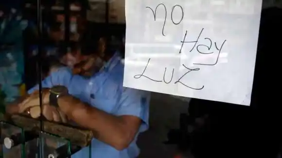 ¿Apagón en puertas?  Inestabilidad del servicio eléctrico genera angustia en venezolanos