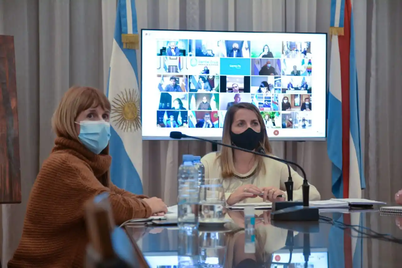 Stratta participó del encuentro con De Pedro y Vizotti