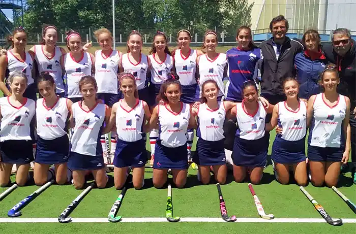 Del Valle se colgó el bronce en el Regional de hockey