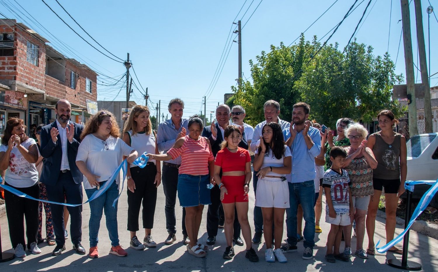 Katopodis y Manzur en Brown: Inauguraron obra de pavimento y recorrieron avances del Parque Don Orione