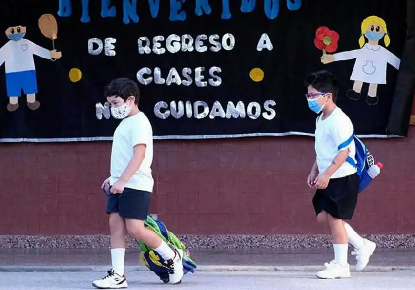 Basterra afirmó que “el sistema educativo está funcionando de manera muy ordenada”
