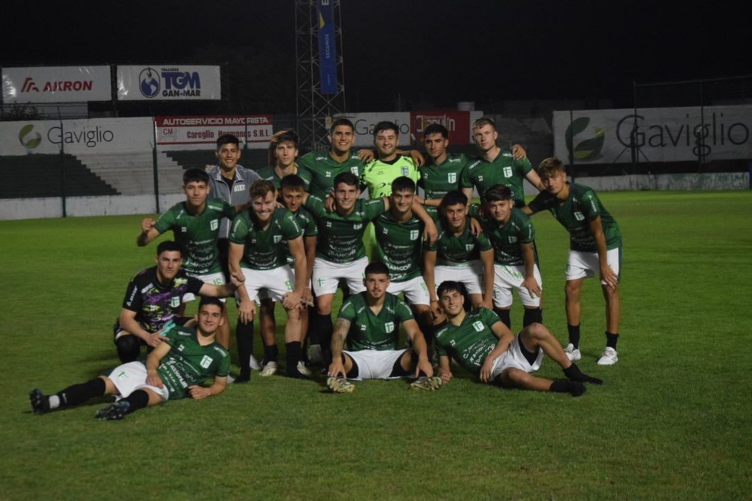 Los chicos de la "Verde" avanzaron a semifinales