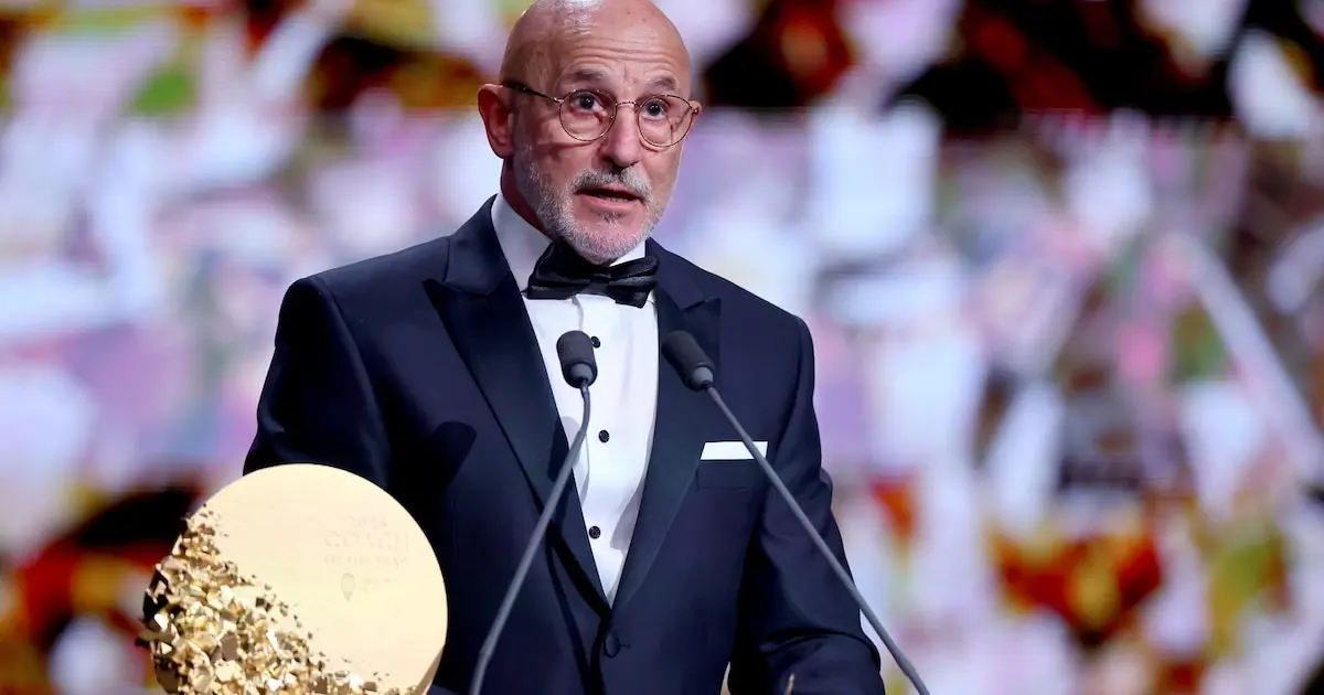Luis de la Fuente fue premiado como el mejor entrenador del año