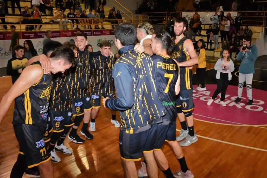 Libertad ganó y sigue vivo en la Liga Argentina