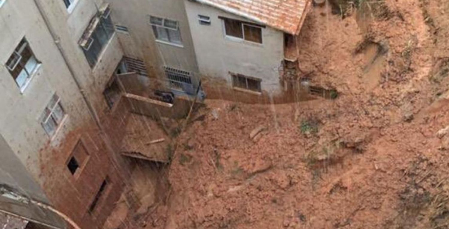 Derrumbes e inundaciones por lluvias en Brasil: al menos 34 muertos