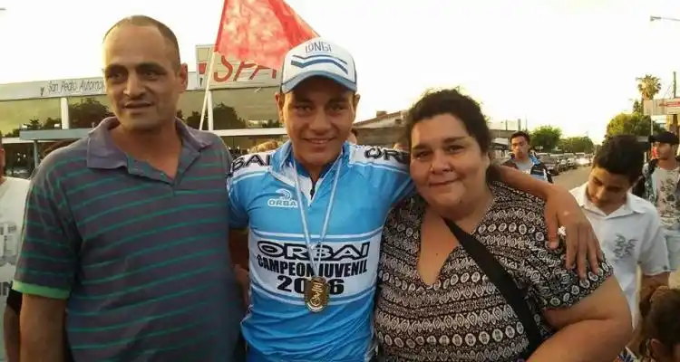 Ciclismo: El juvenil Juan José Paz se consagró campeón argentino