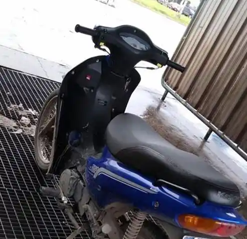 Le robaron la moto de su  casa y tuvo que abonar un “rescate” para recuperarla
