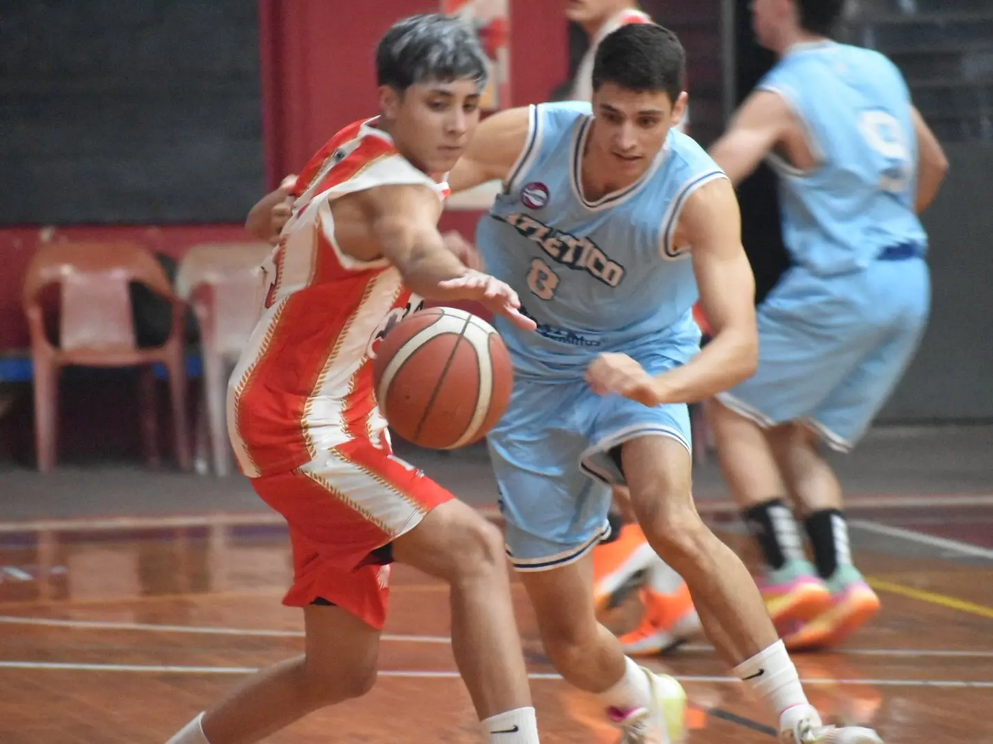 El viernes 5 de junio comienza el Pre Federal d básquet de la ARB con el clásico rafaelino. Foto:@OficialAMSyD