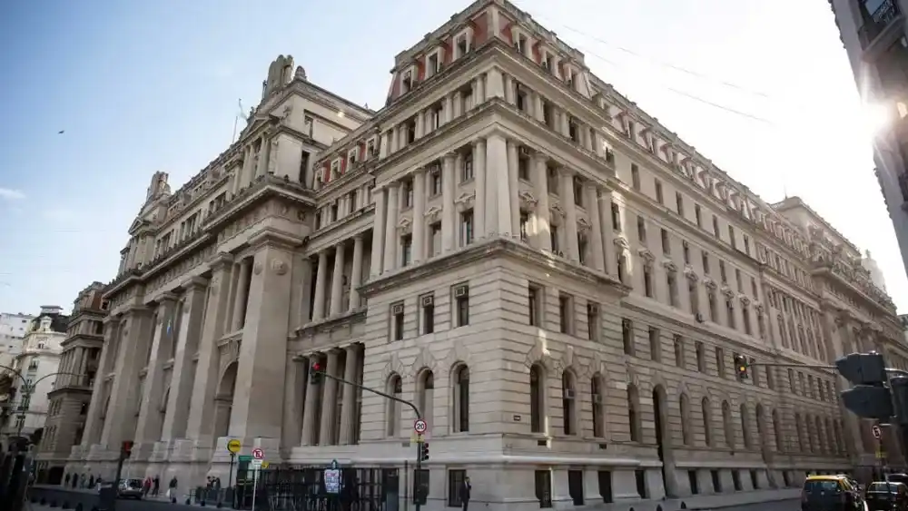 La Corte Suprema escuchó el reclamo de la Provincia por recortes de fondos de Anses