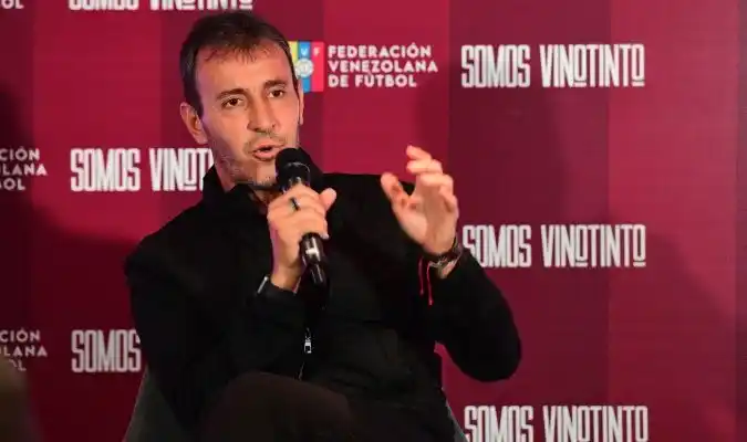 ¿TIENEN FE? Presentan al “Bocha” Batista y se compromete con La Vinotinto