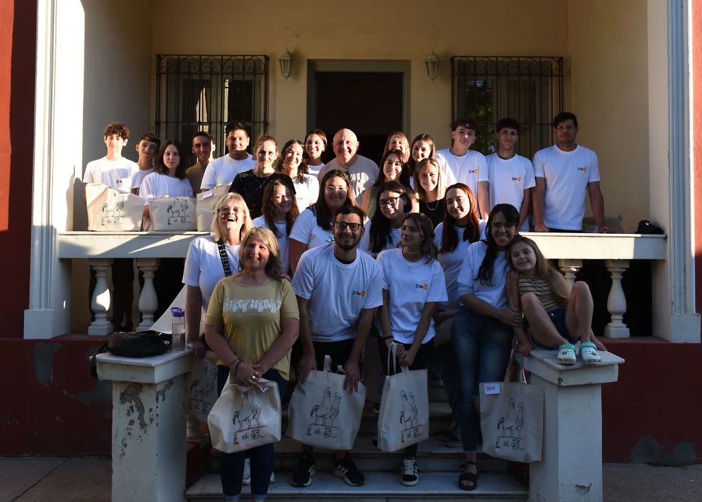 El voluntariado se prepara para la 31ª Fiesta Nacional de la Avicultura en Crespo