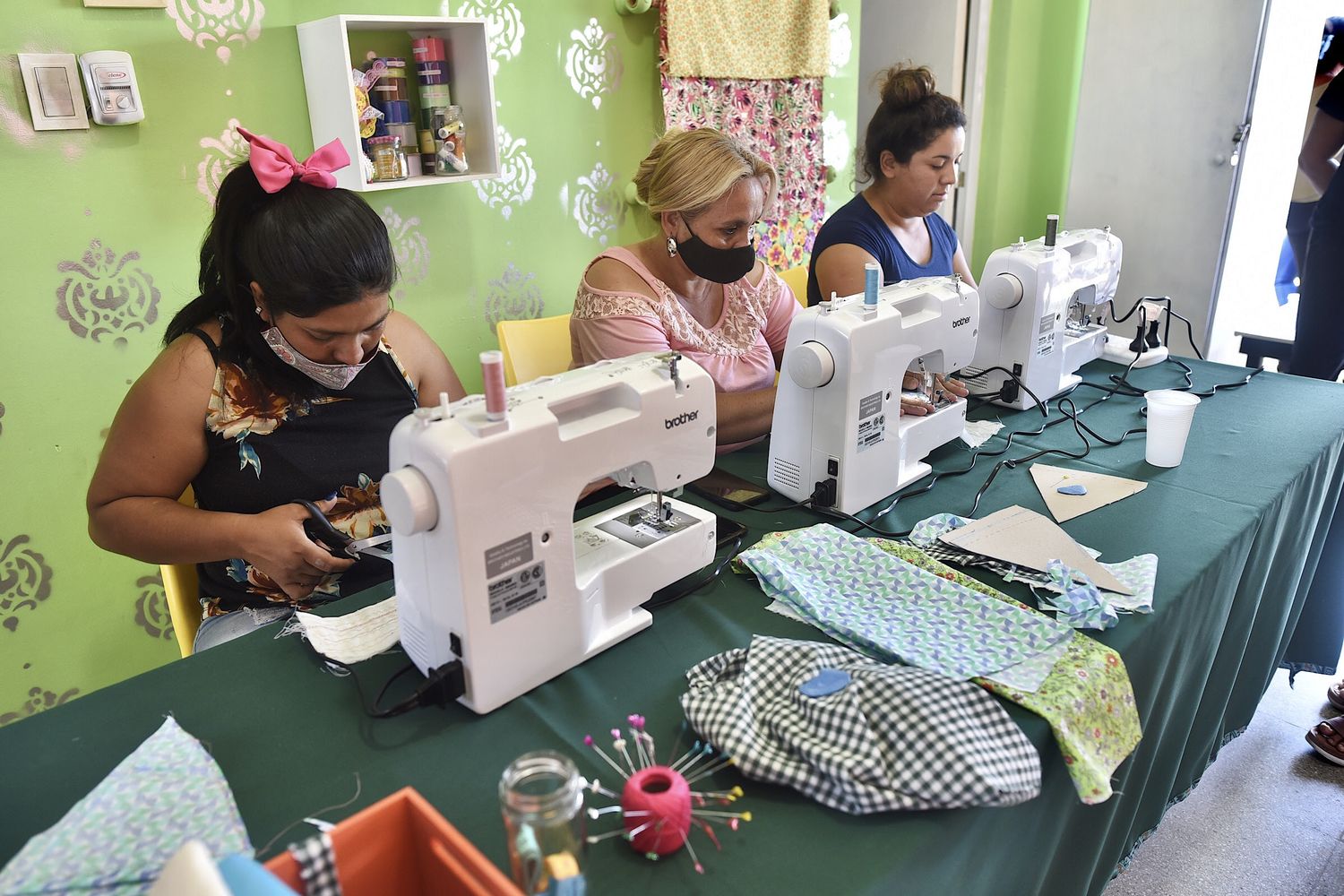 Vecinos de la Estación de Villa Teresa celebraron la recuperación del espacio público