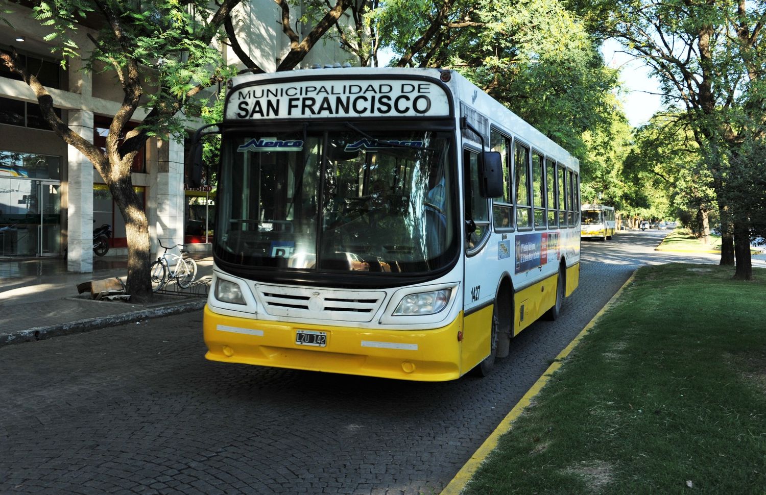 Desde el lunes, el transporte urbano funcionará con horario de verano