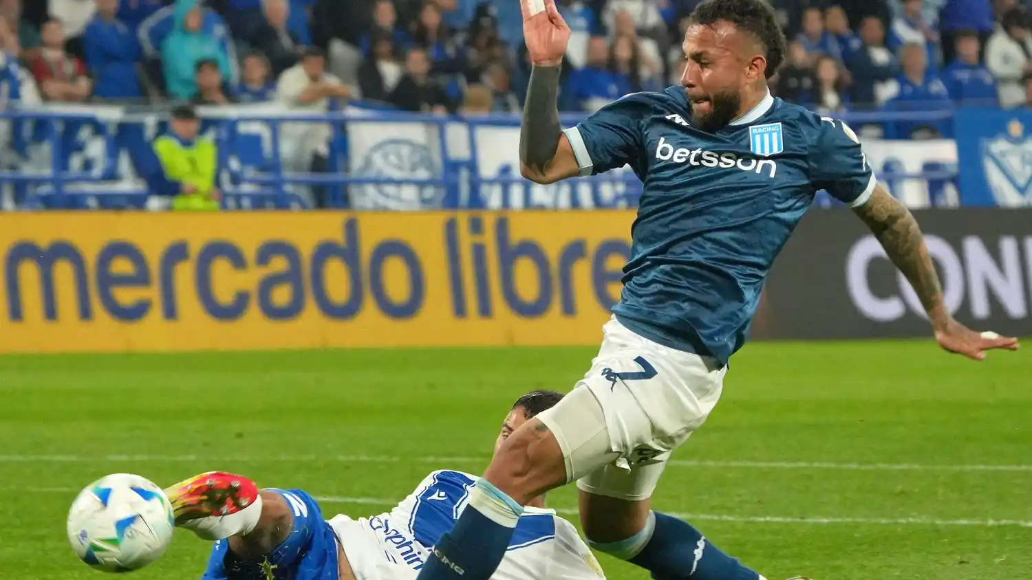 Vergara es uno de los delanteros de Racing.