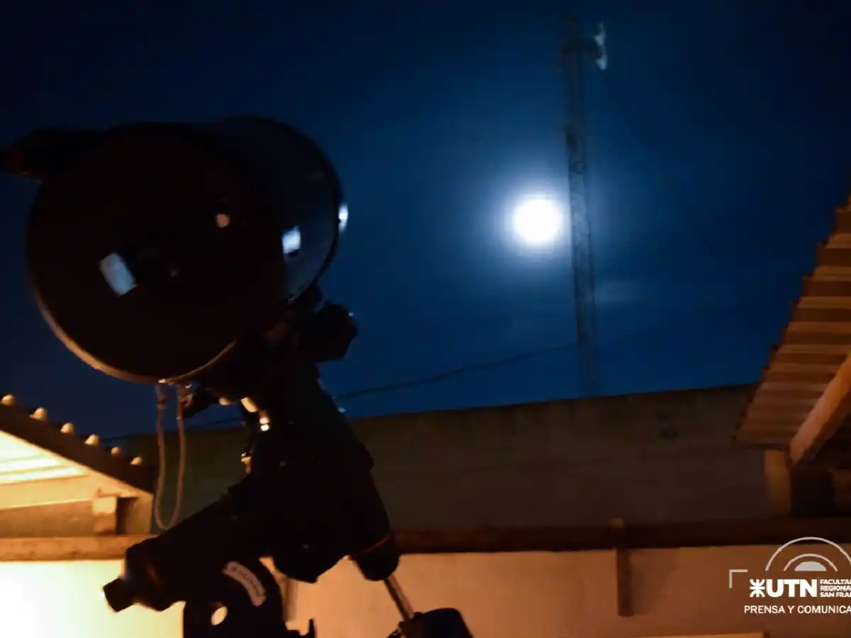 Cinco planetas y la Luna se podrán ver en noviembre en el Observatorio de la UTN