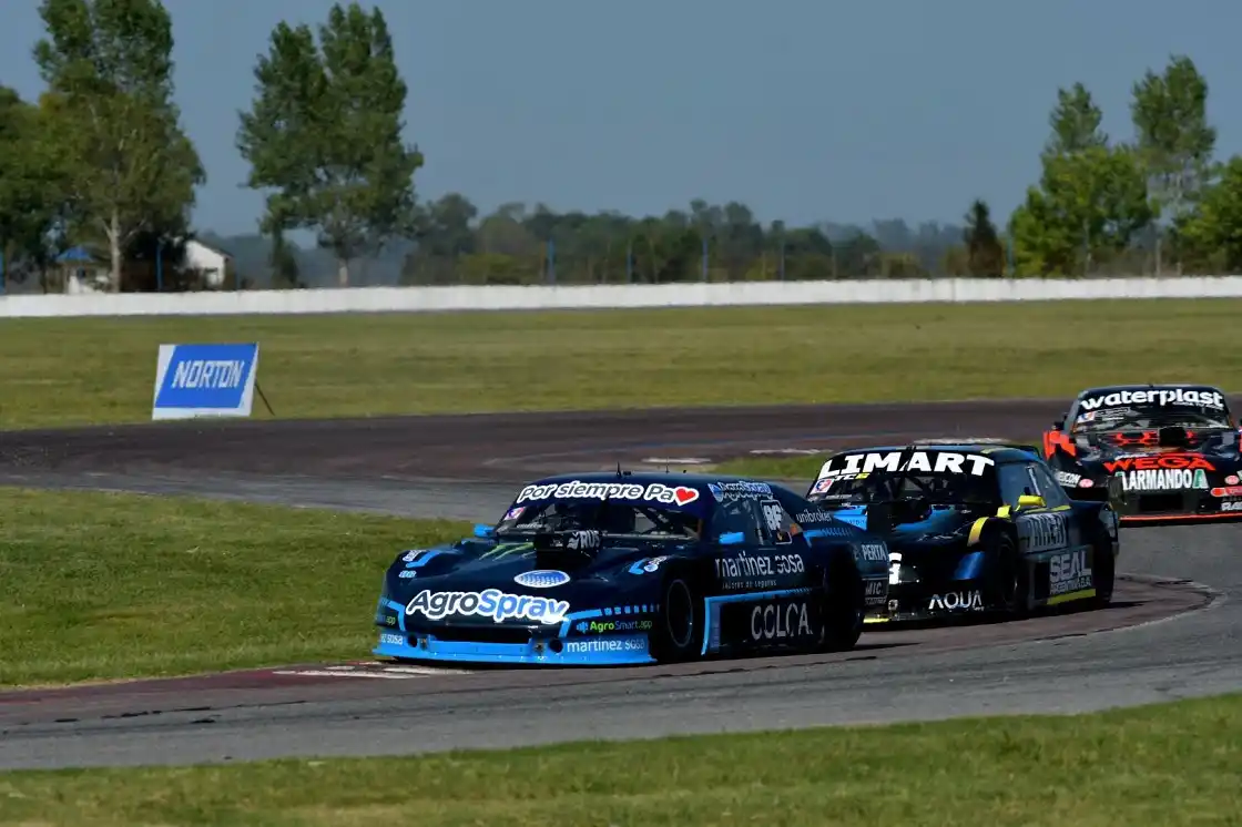 Emotiva victoria de Agustín Canapino a una semana del fallecimiento de su padre