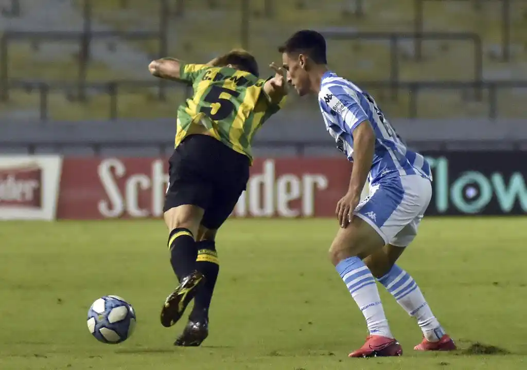 En Mar del Plata, Racing ensayó una notable remontada para vencer a Aldosivi