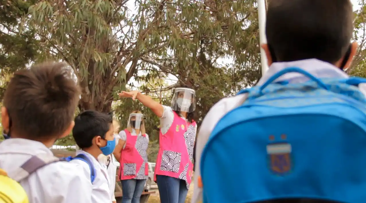 Córdoba vuelve a las clases presenciales plenas de manera paulatina desde el lunes