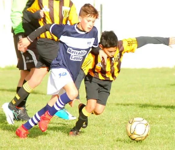 Culmina la fase regular de los torneos de fútbol infantil