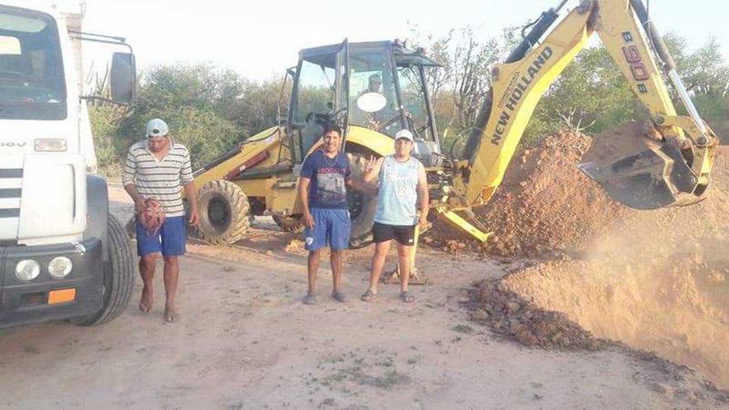 Entregaron una nueva máquina
para el municipio de Los Chiriguanos