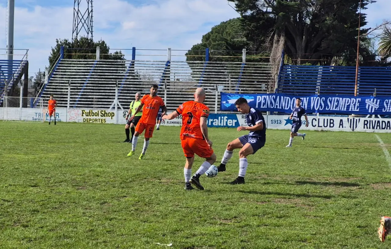 Villa Díaz Vélez gana en el Panamericano ante Rivadavia