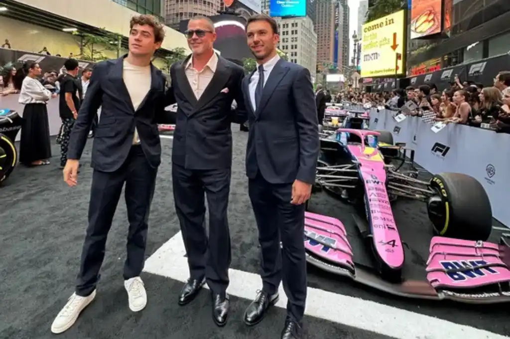 El piloto argentino conoció a Brad Pitt