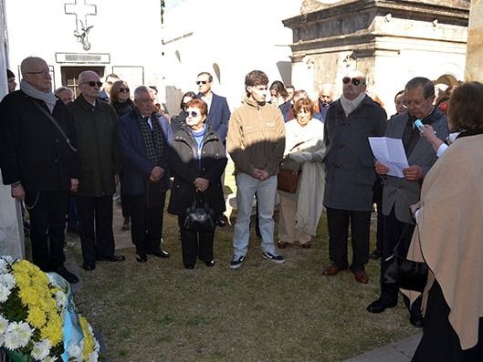 Homenaje por el 50° aniversario de la heroica muerte del Teniente Primero José Conrado Mundani