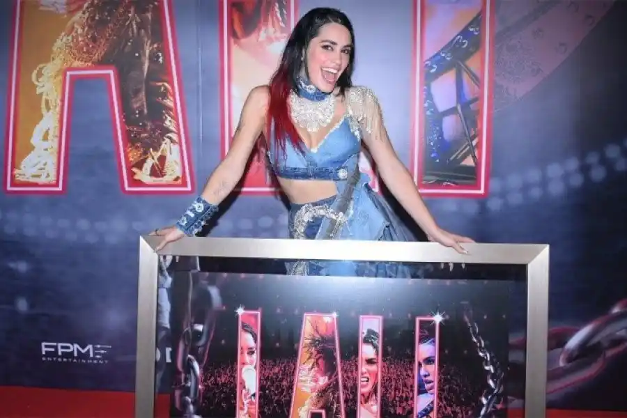 Escándalo en Uruguay por el dinero que cobrará Lali Espósito para hacer su show