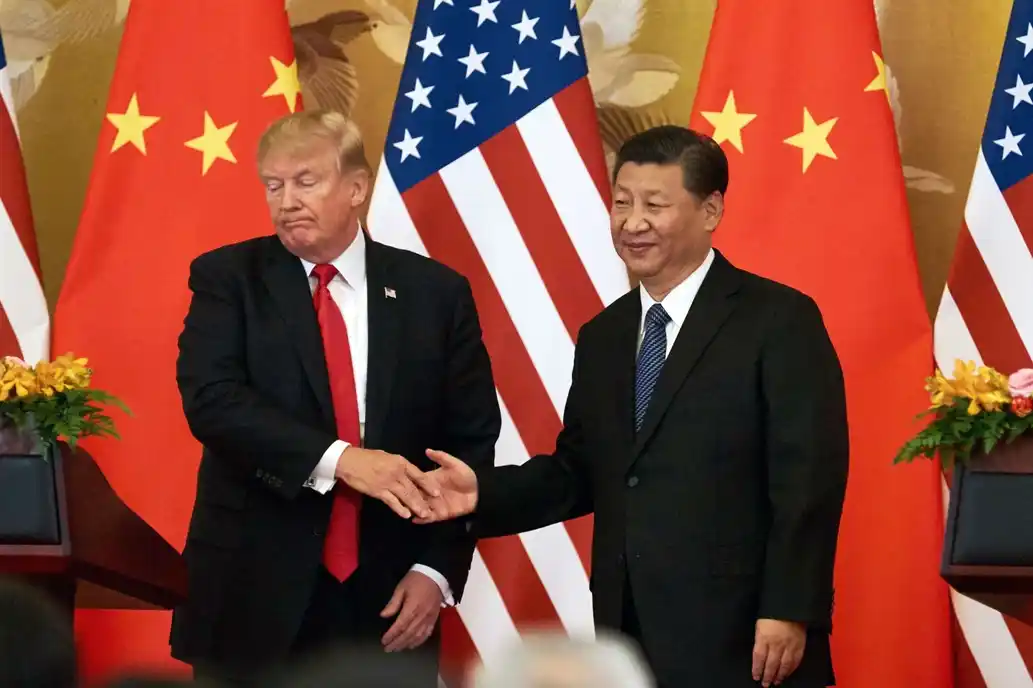 Trump vuelve con los aranceles a productos chinos