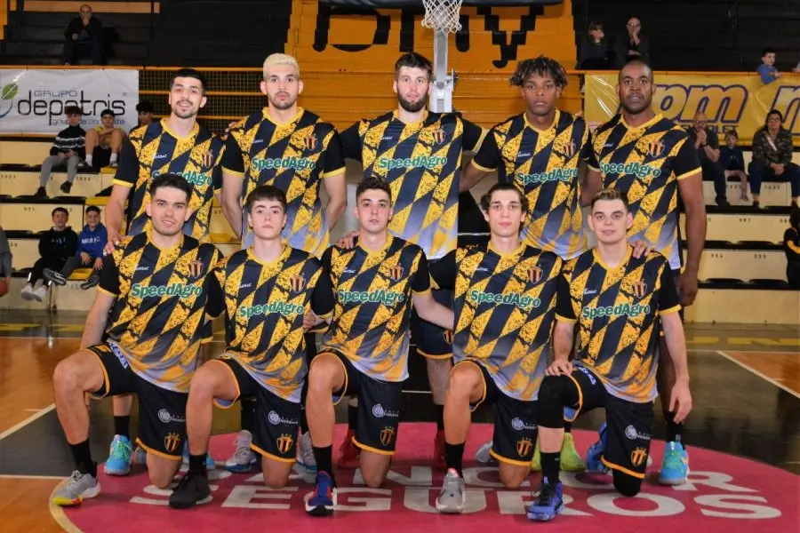 Libertad campeón invicto de la ARB