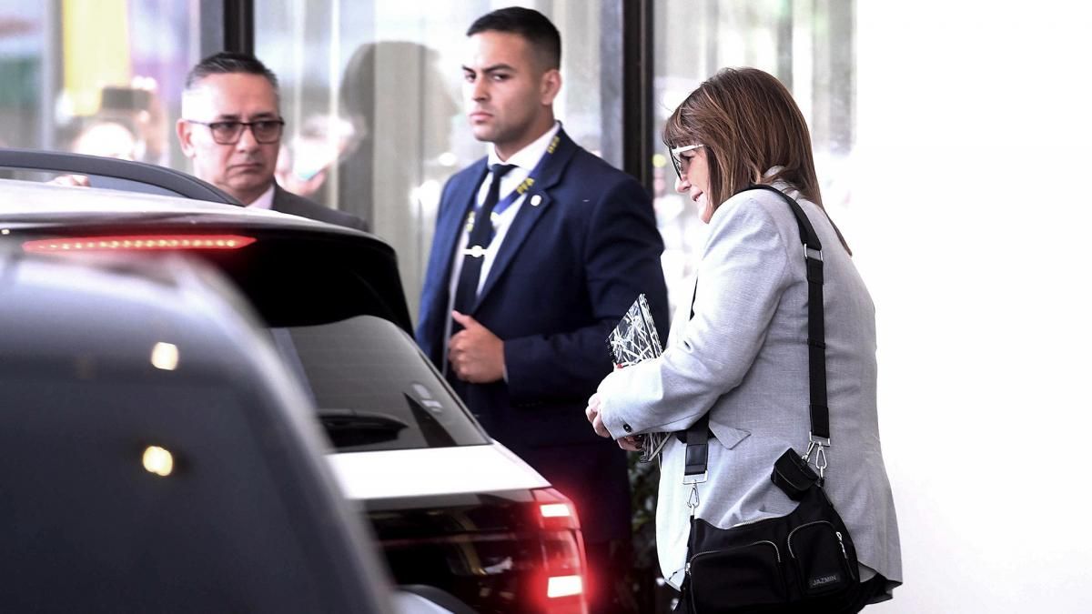 En medio de versiones sobre su designación, Bullrich se reunió con Javier Milei