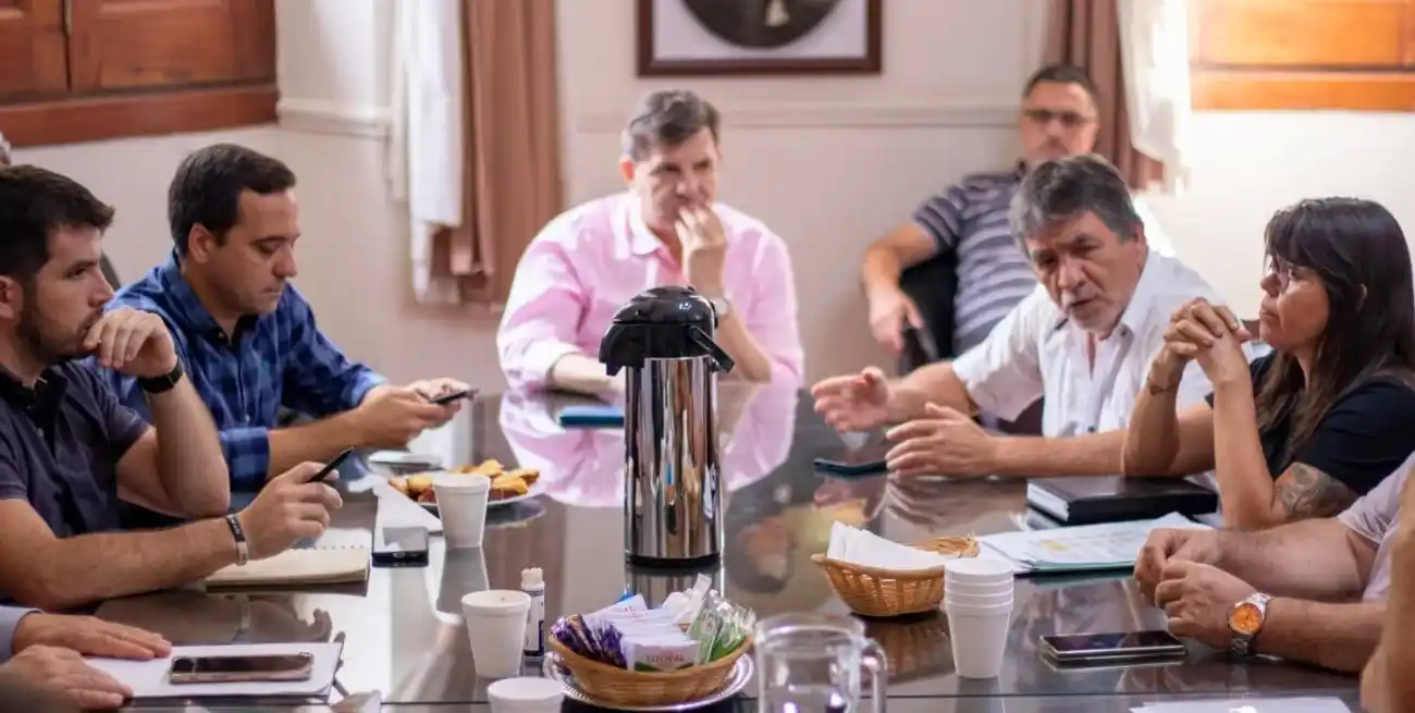 Chiarella y De Matti, representantes de Venado Tuerto en la mesa paritaria.