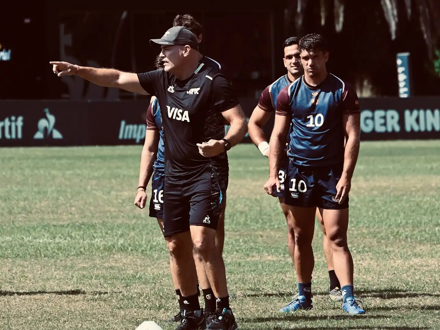 Ignacio Díaz, en un entrenamiento de Pampas, que tuvo la visita de Felipe Contepomi, entrenador de Los Pumas.