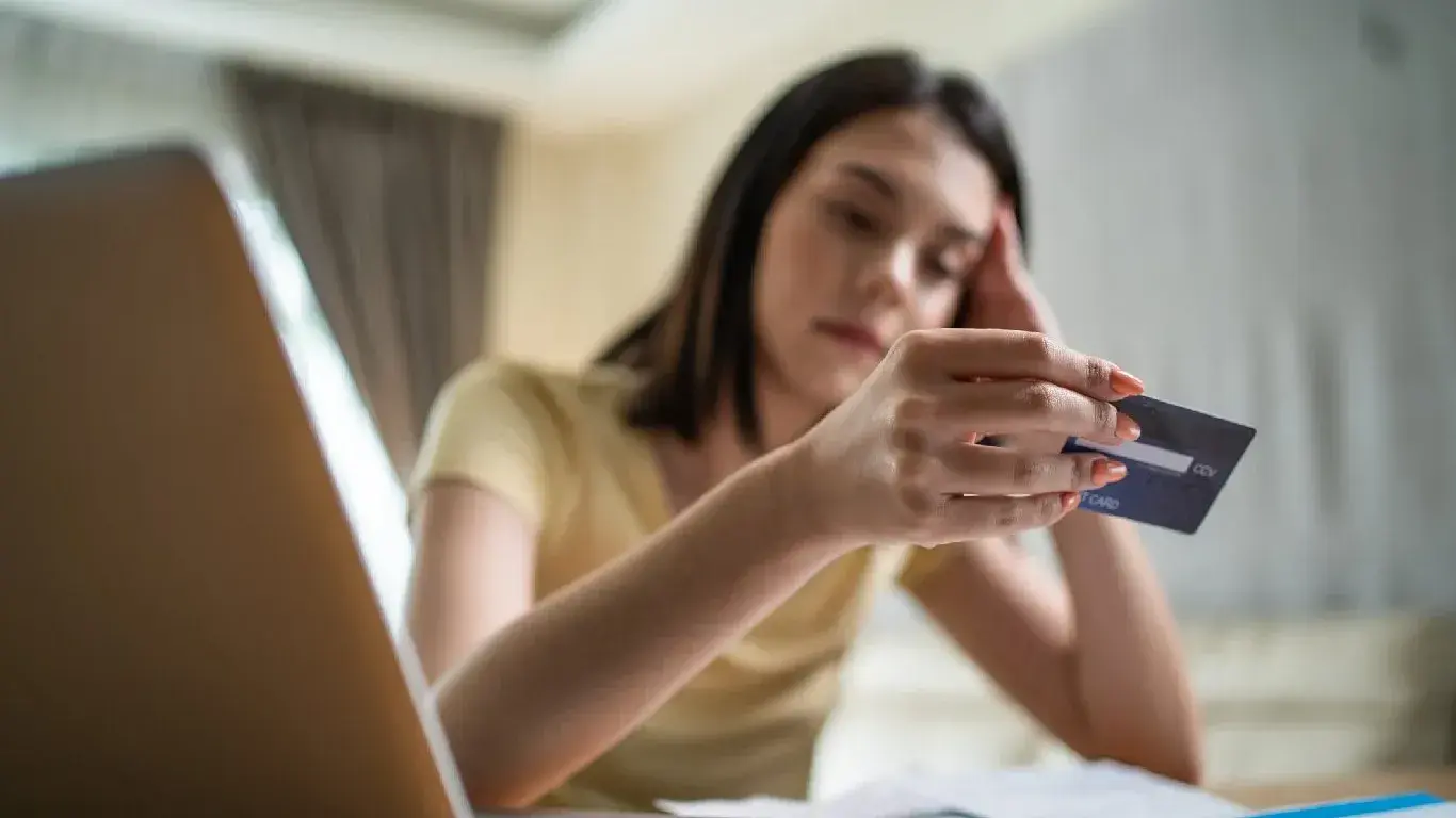 Empleados privados no llegan a fin de mes