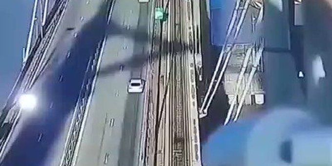 Zárate: Hallaron un cuerpo en el Paraná durante la búsqueda de dos hermanos que saltaron de un puente
