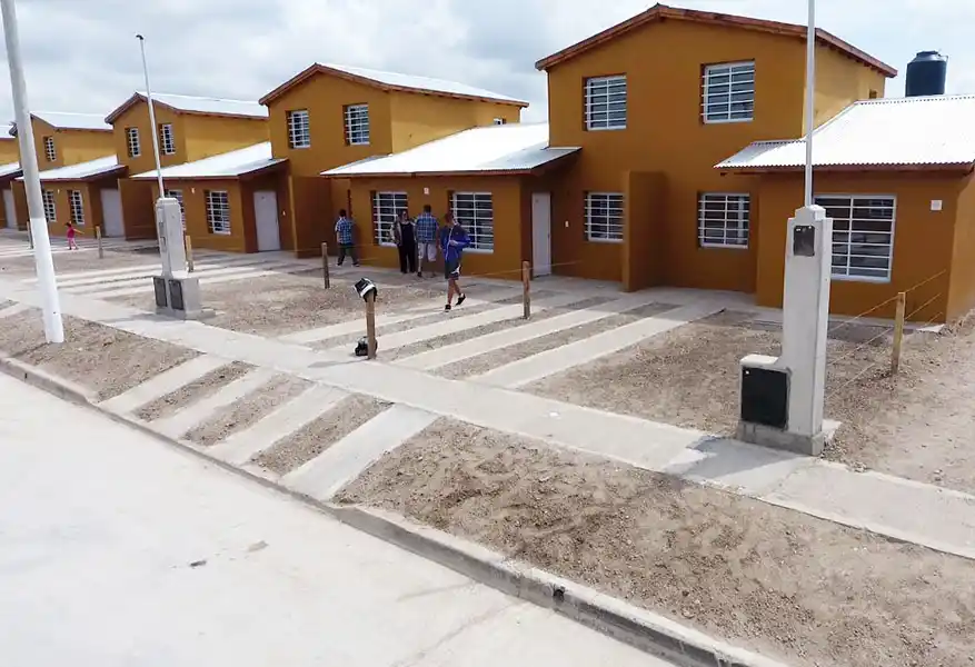 Déficit habitacional: unas 3.700 familias esperan por una casa