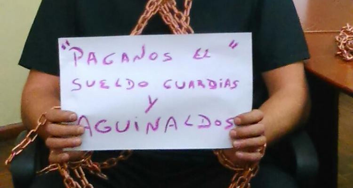 Con sumarios, expulsiones y reemplazos, Salazar apunta a reordenar el Hospital