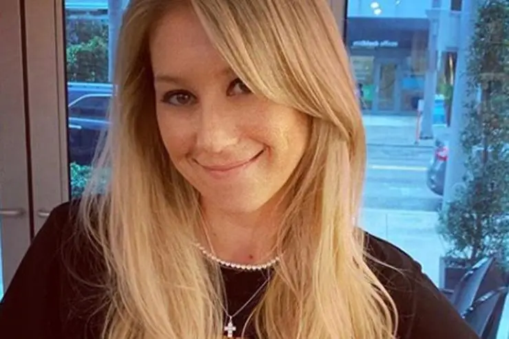 Anna Kournikova mostró su delgado cuerpo en bikini