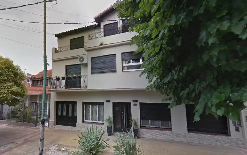 Masacre en Banfield: Asesinó a su hermana, a otros dos hombres y luego se suicidó en una escribanía