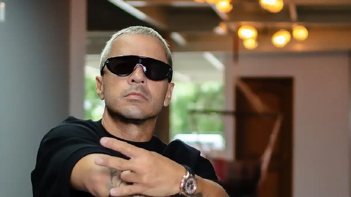 Xuxo presenta nuevo sencillo,  «Borrachixxx»